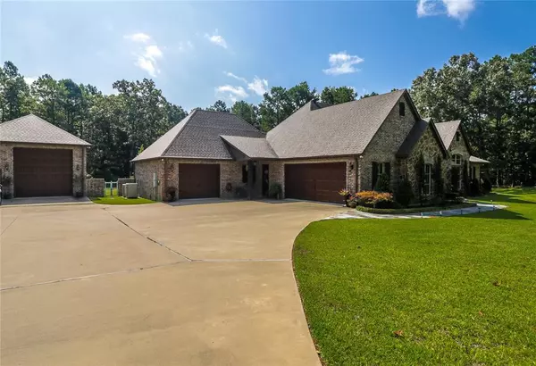 Tyler, TX 75707,15030 Canopy Oaks Drive