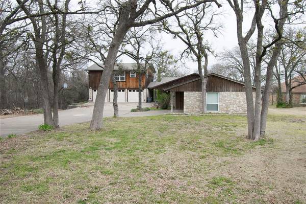 3850 Mambrino, Granbury, TX 76048