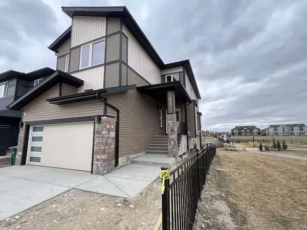 Airdrie, AB T4B5K7,51 Midgrove DR SW