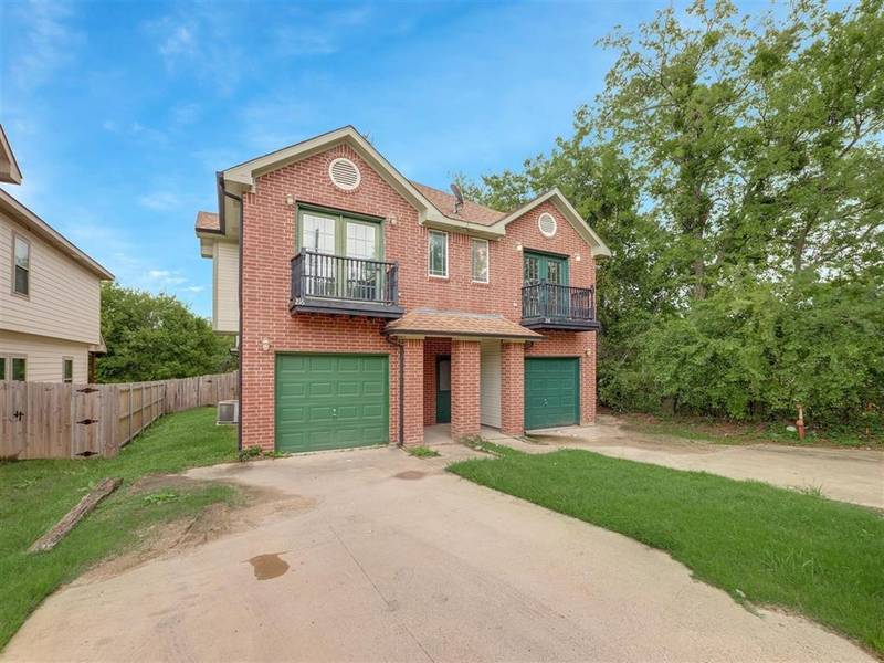 216 Pecan Hollow, Garrett, TX 75119