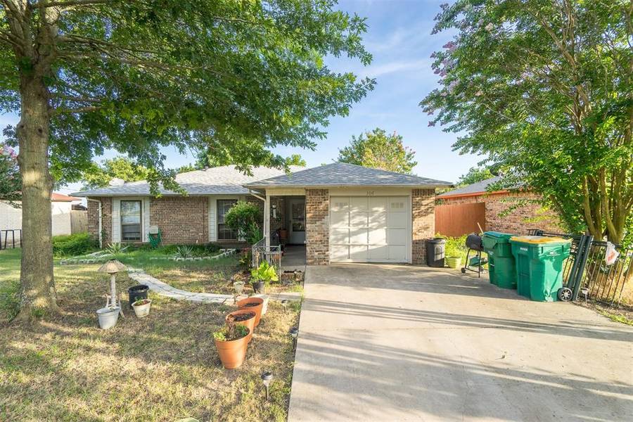 306 E Milas Lane, Glenn Heights, TX 75154