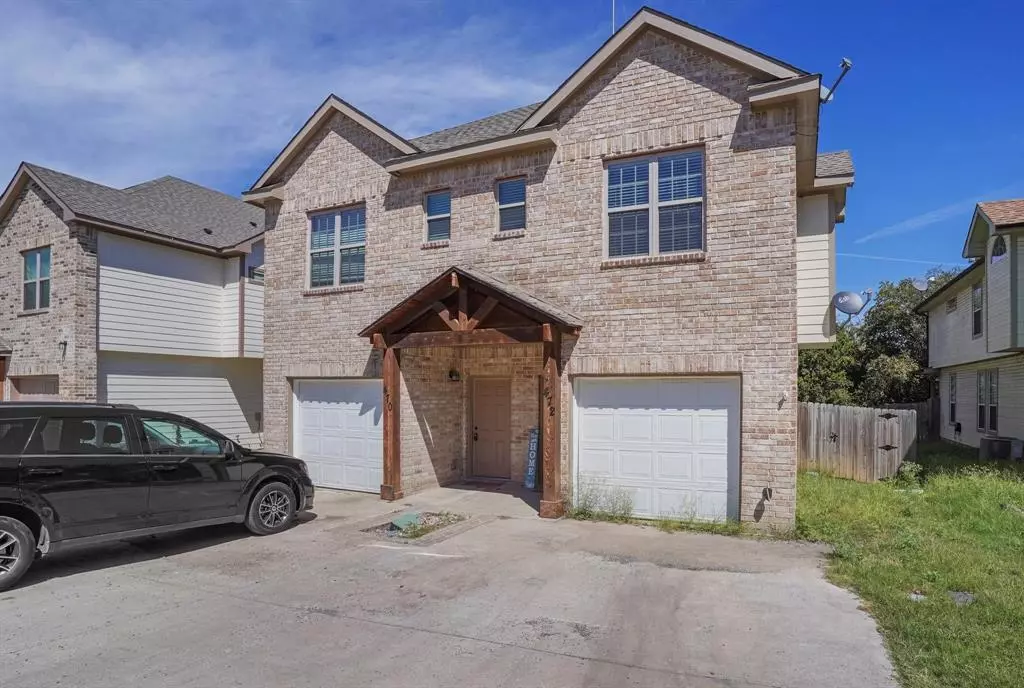 Garrett, TX 75119,212 Pecan Hollow