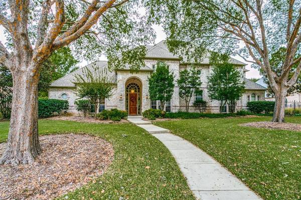 608 Bordeaux Drive, Southlake, TX 76092