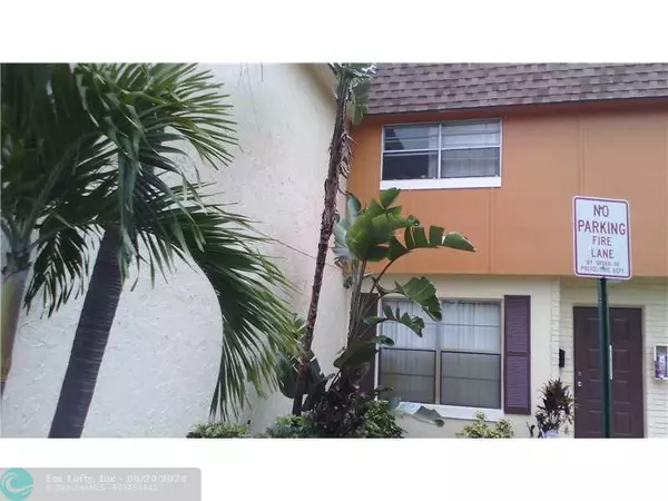 Plantation, FL 33317,4811 NW 9th Dr  #4811