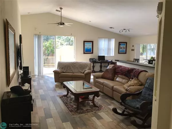 Cooper City, FL 33328,5900 SW 102nd Ave