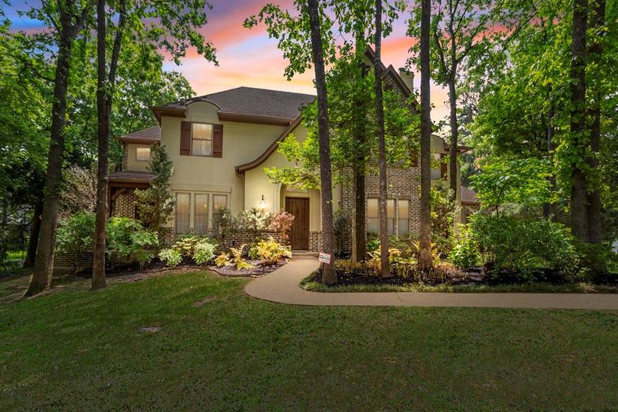 1910 Stonegate Place, Tyler, TX 75703