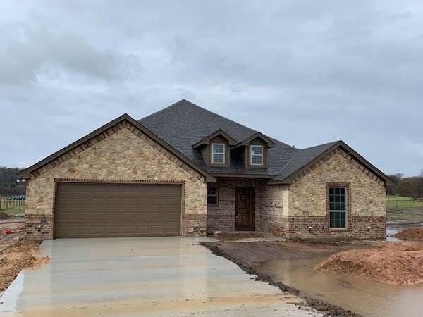 104 Cooperstown Drive, Springtown, TX 76082