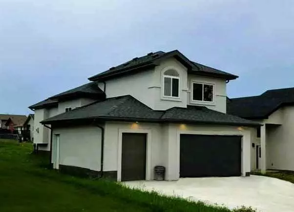 905 9 AVE NE, Fox Creek, AB T0H 1P0