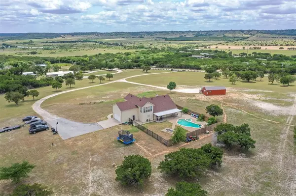 1226 CR 2004, Glen Rose, TX 76043