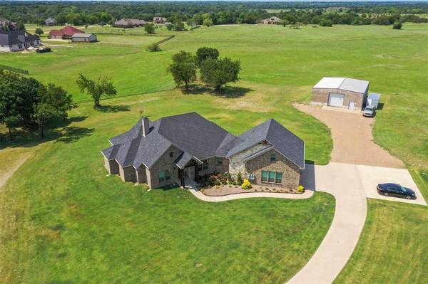 1355 Eagle Lake Drive, Wills Point, TX 75169