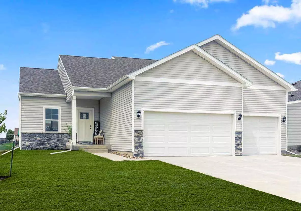 Hiawatha, IA 52233,2881 Meadow Ct