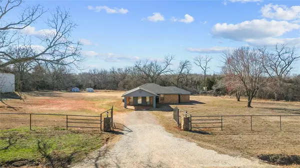 34466 E Stevens Road, Wanette, OK 74878