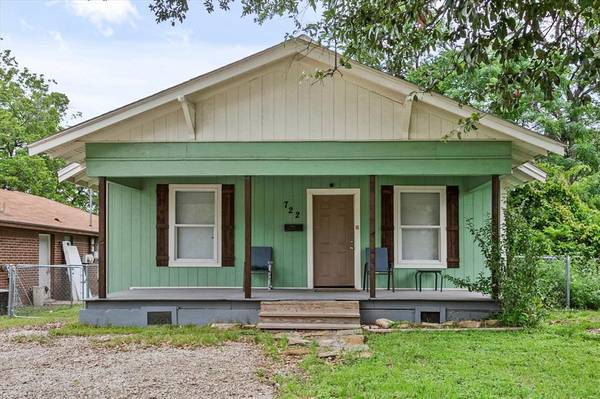 722 W Beddell Street, Fort Worth, TX 76115