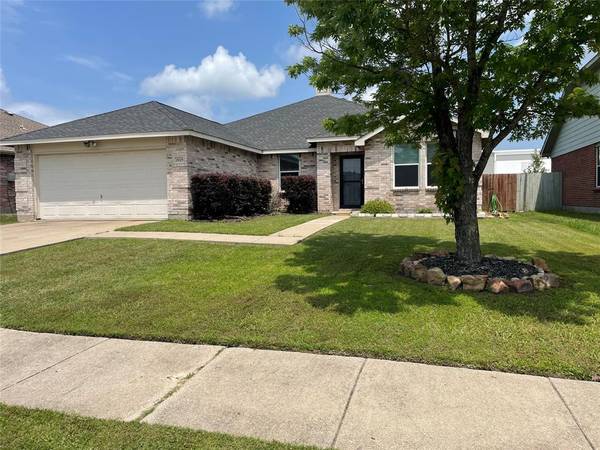 2925 Reata Drive, Wylie, TX 75098