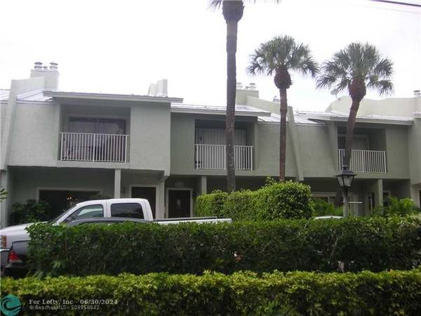 2117 NE 44th St  #2117, Lighthouse Point, FL 33064