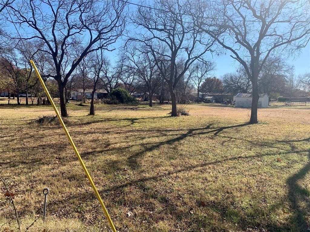 Nocona, TX 76255,407 W Pecan Street