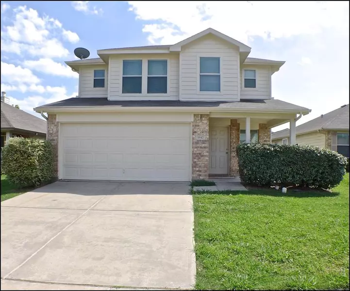 1942 Pez Drive, Grand Prairie, TX 75051