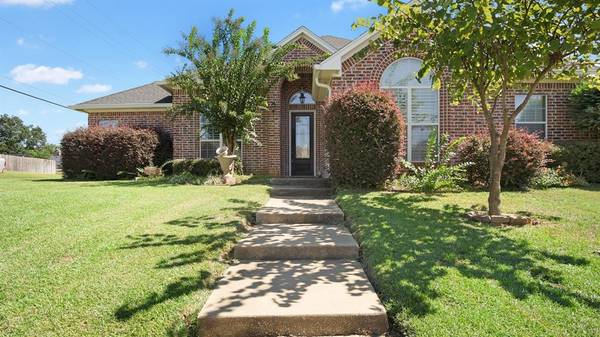 400 Ithaca Dr, Longview, TX 75604