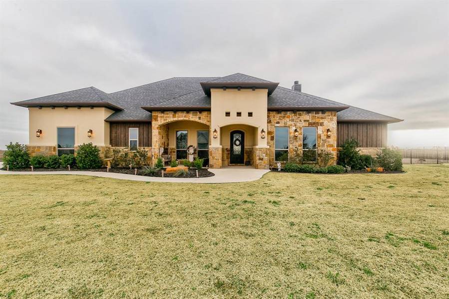 8601 Tuscan Way, Godley, TX 76044