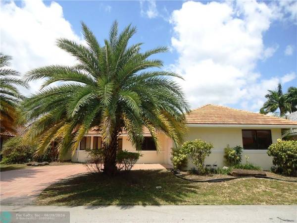 3925 NW 75th Ter, Lauderhill, FL 33319