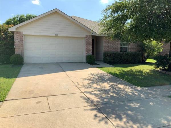 12118 Shine Avenue, Rhome, TX 76078