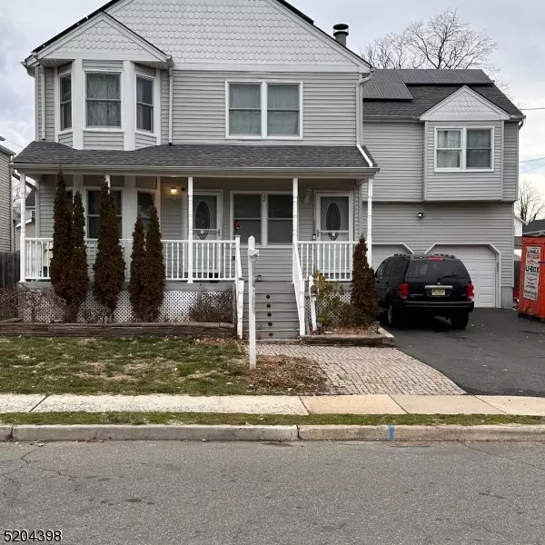 22 Orchard St, Matawan Boro, NJ 07747