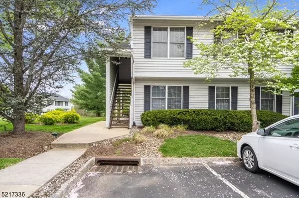 244 Nuthatch Court, Readington Twp., NJ 08887