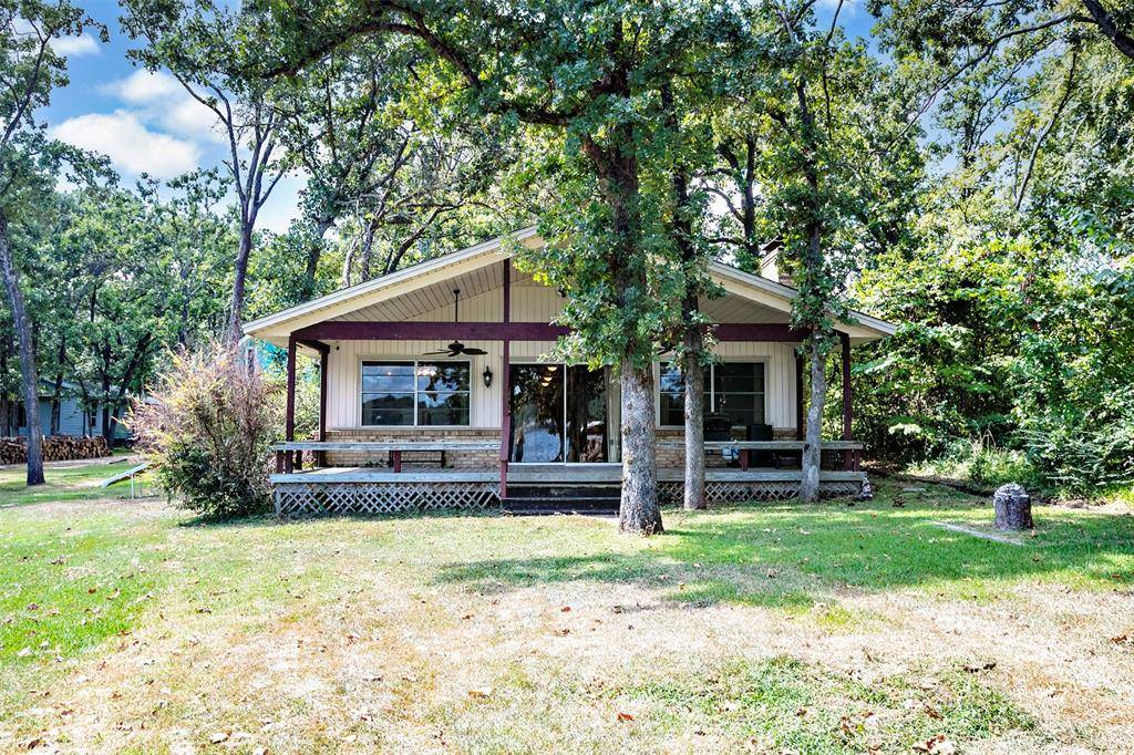 106 Luann Way, Mabank, TX 75156