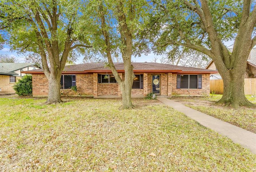 509 Sunset Drive, Cleburne, TX 76033