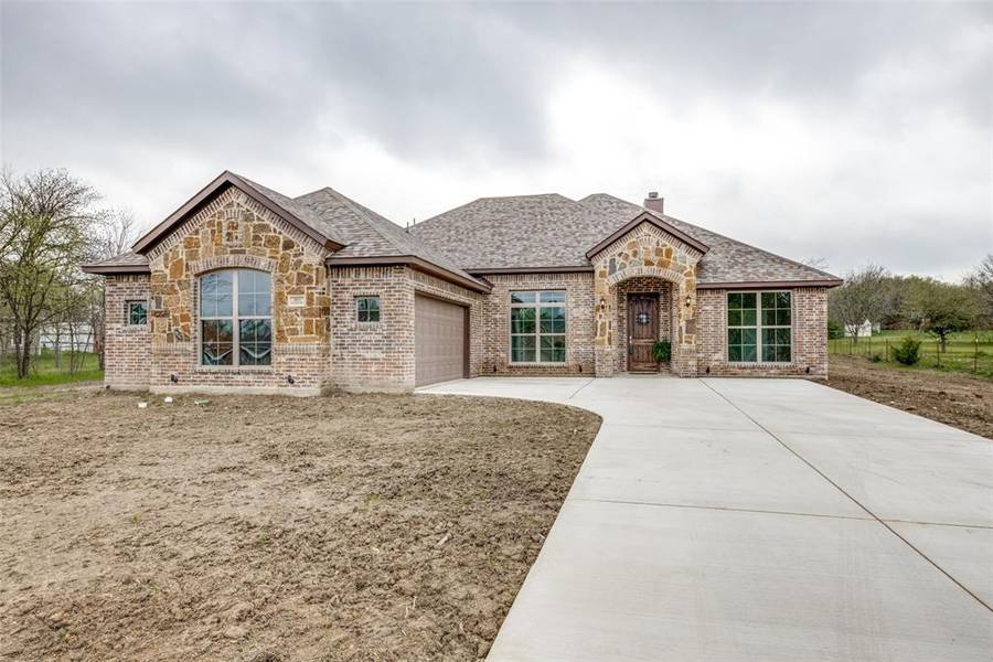 2823 Baskin Drive, Lancaster, TX 75134