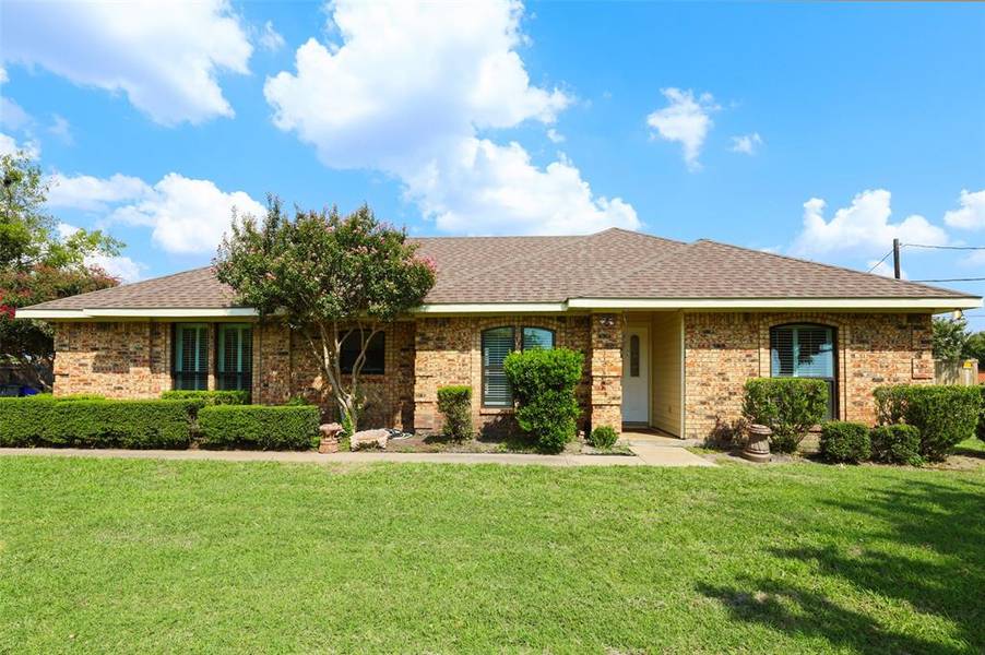 500 Mustang Court, Lavon, TX 75166