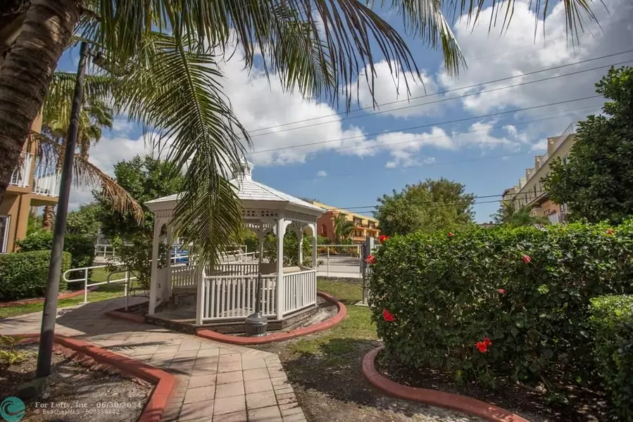 2725 NE 8th Ave  #109, Wilton Manors, FL 33334