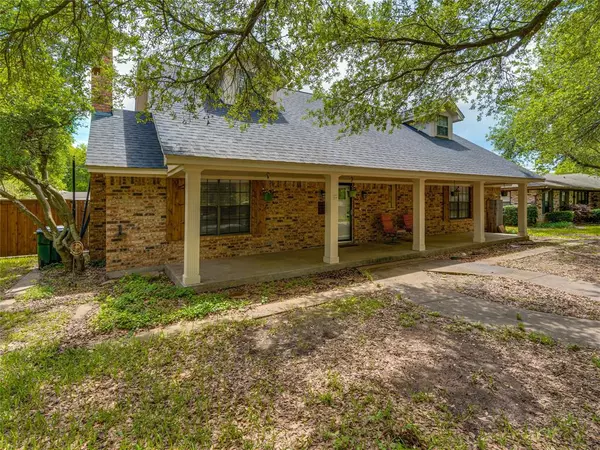 Cleburne, TX 76033,605 Sunset Drive