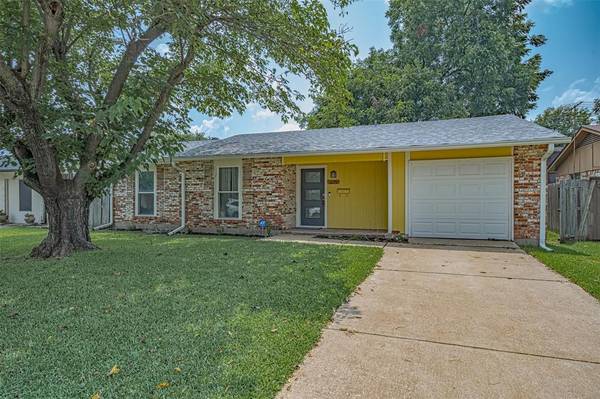 1526 Homestead Place, Garland, TX 75044