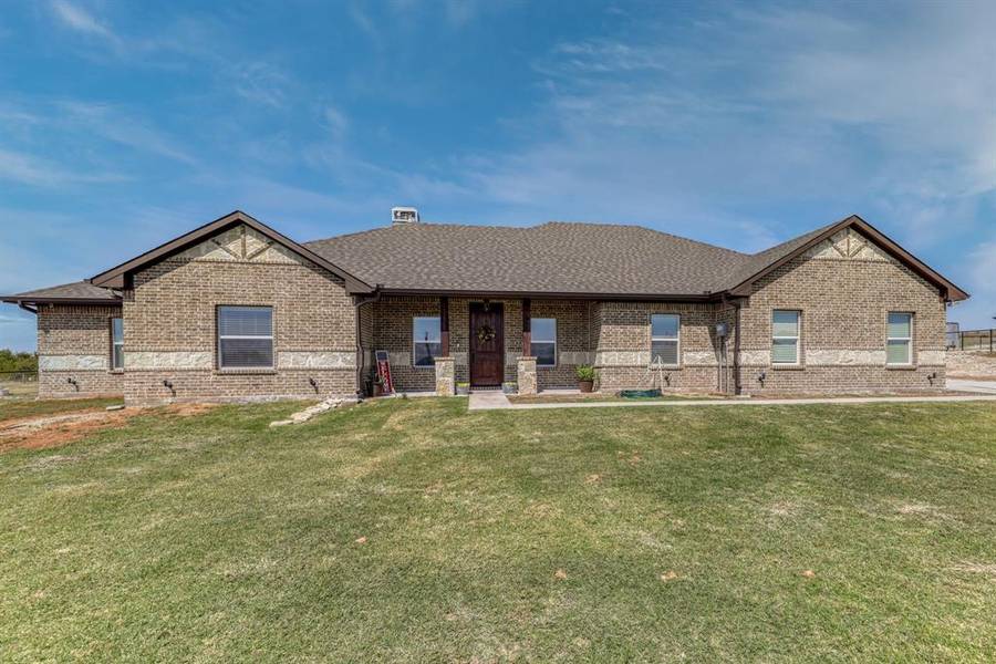 3024 Jolene Court, Springtown, TX 76082