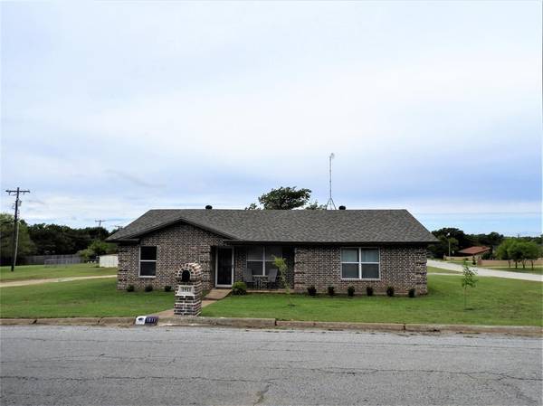 1911 Timberlane, Jacksboro, TX 76458