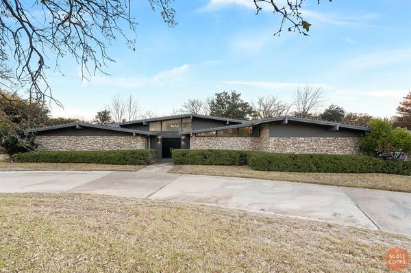 621 Oakpark Drive, Brownwood, TX 76801