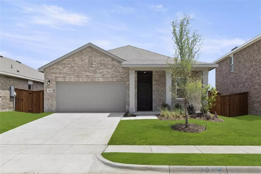 1852 McCree Street, Forney, TX 75126