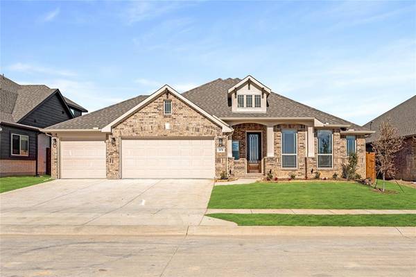 1078 Fleetwood Drive, Justin, TX 76247