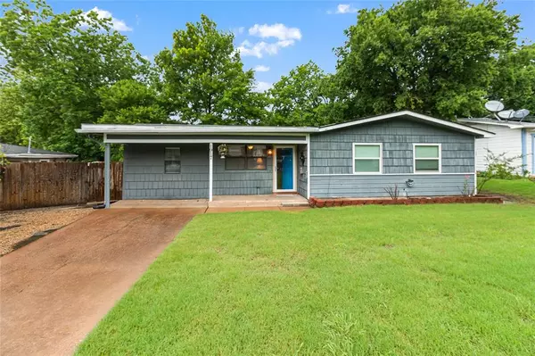 1917 E Cherry Street,  Sherman,  TX 75090