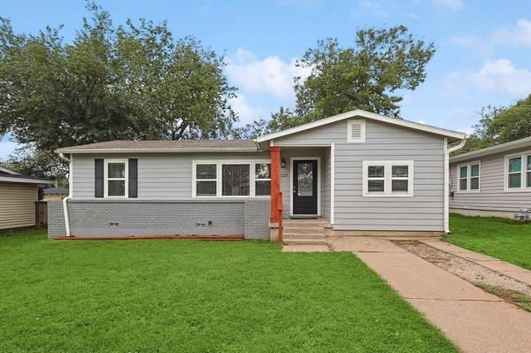 229 W Cedar Street, Hurst, TX 76063