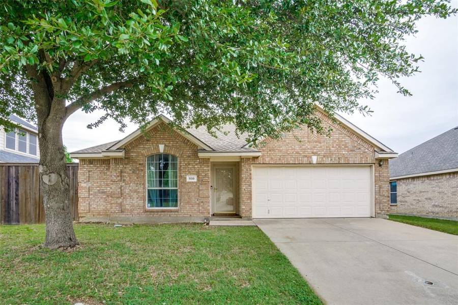 910 Remington Ranch Road, Mansfield, TX 76063