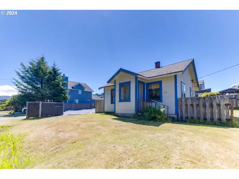 854 SW 50TH ST, Lincoln City, OR 97367