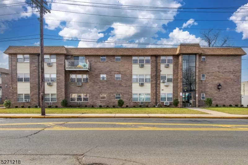 199 Bergen Tpke #1 N, Ridgefield Park Village, NJ 07660