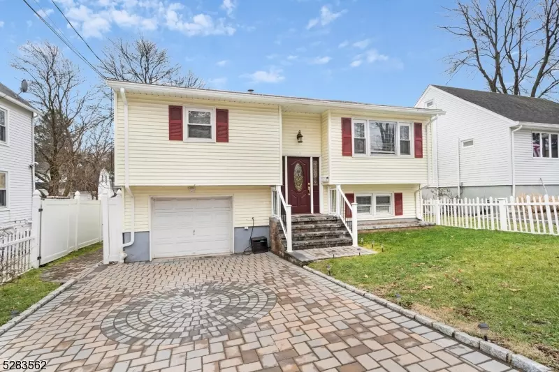 23 Grace St, Dover Town, NJ 07801