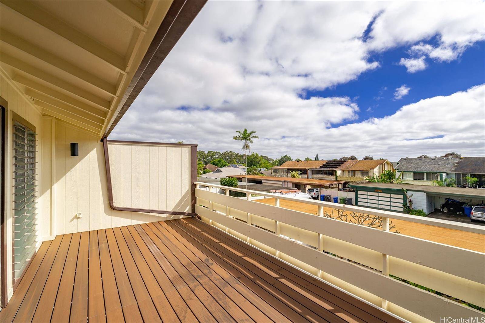 Mililani, HI 96789,94-325 Alula Place
