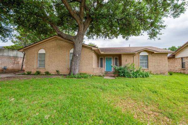 1808 W Rochelle Road,  Irving,  TX 75062