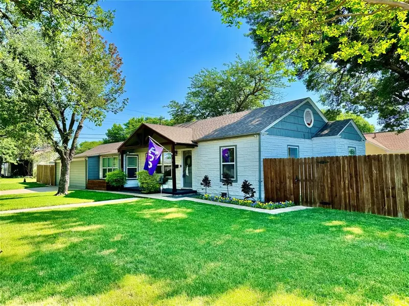 2815 Fairfield Avenue, Fort Worth, TX 76116