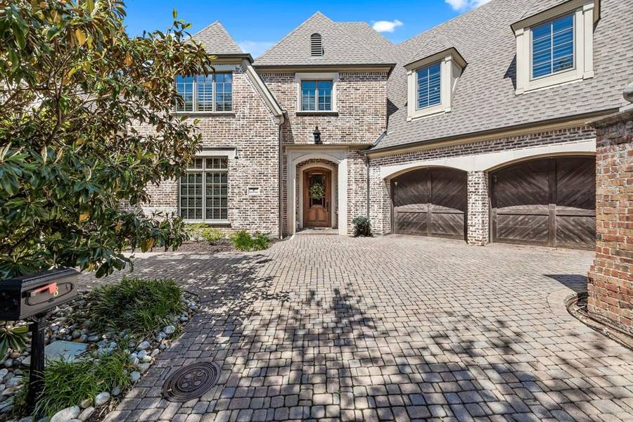 8 Bluff Park, Dallas, TX 75220