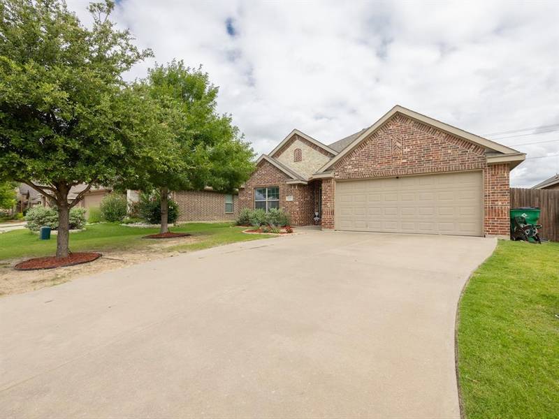 123 Timberline Drive, Waxahachie, TX 75167